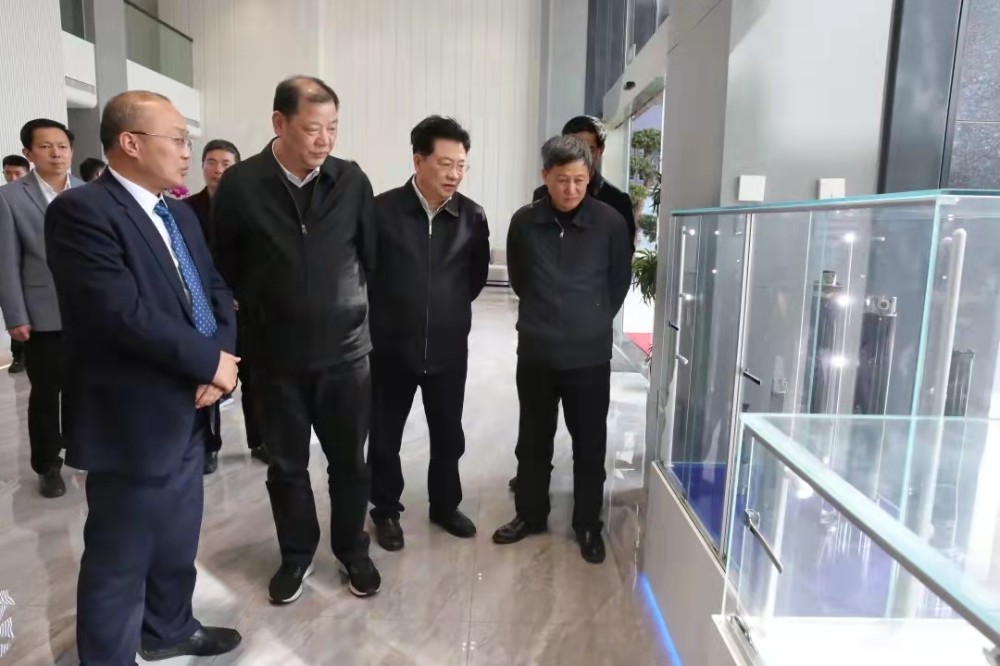 陈铁雄率队来湖开展专项民主监督