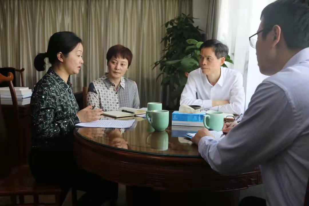 九届市政协开展第一次主席接待日活动